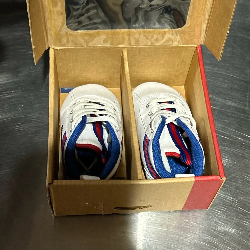 New York Giants Shoes - Picture 8 of 10